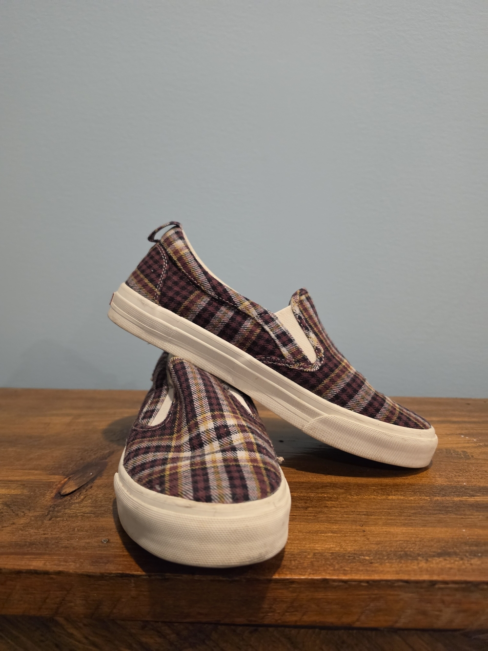 Plaid Slip-On Canvas Shoes - Purple/Burgundy